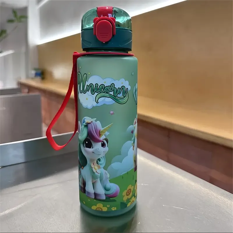 Kids Astronaut Water Bottle  BPA-Free 700ml