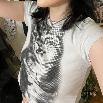 The Sleepy Cat Crewneck T-shirt