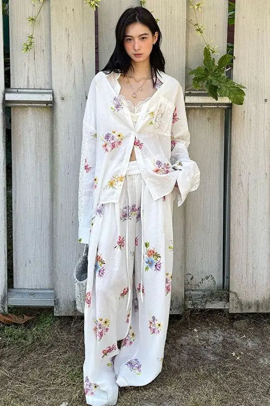 Eco Chic – Loose Floral Sun-Protective Outfit