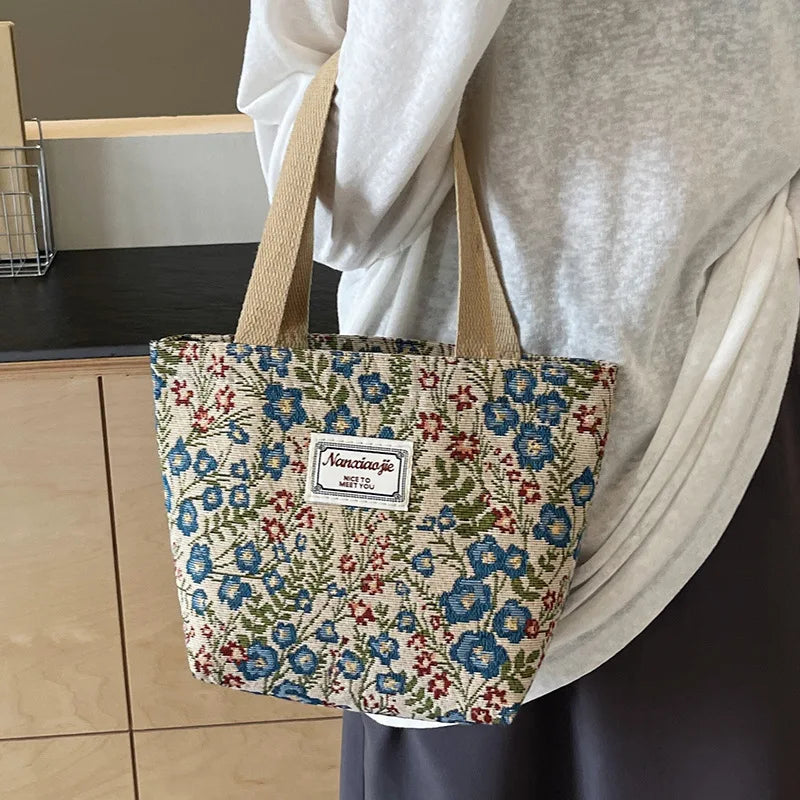 Fashionable Canvas Bag
