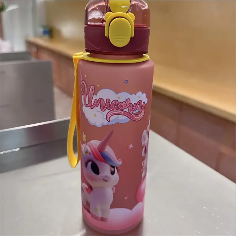 Kids Astronaut Water Bottle  BPA-Free 700ml