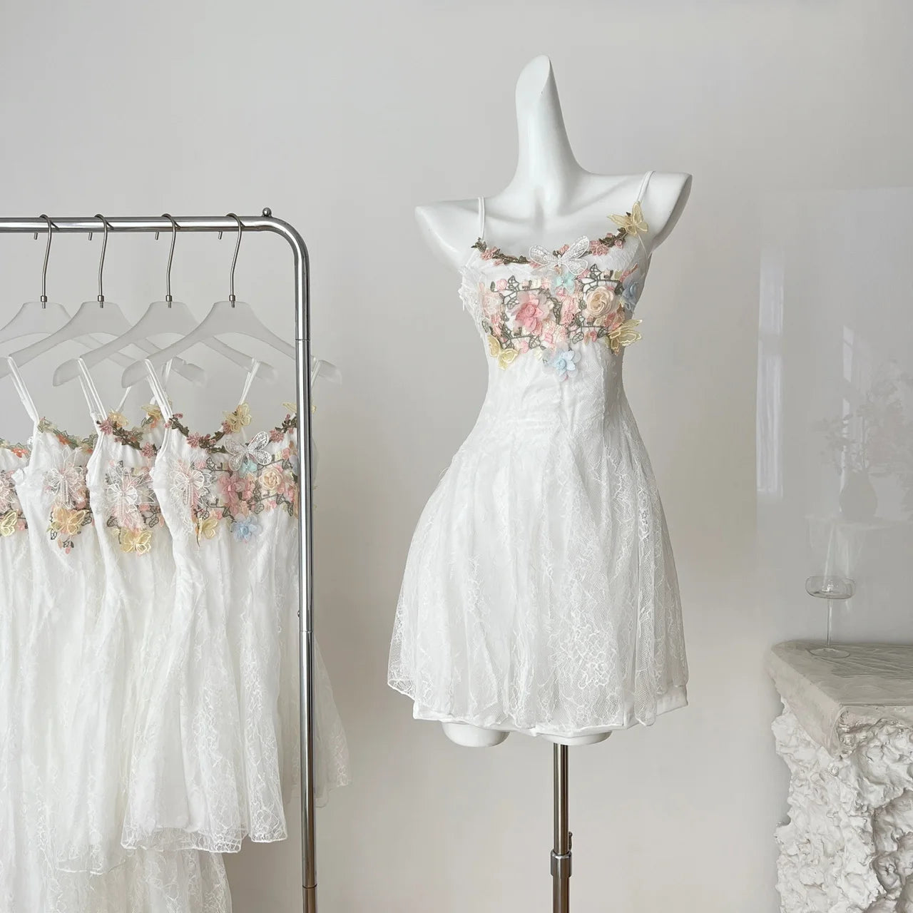 French Pearl – White Lace Fishtail Beach Dress