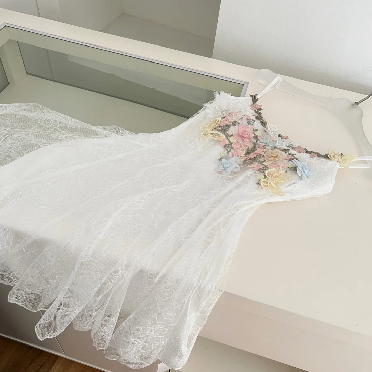 French Pearl – White Lace Fishtail Beach Dress