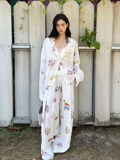Eco Chic – Loose Floral Sun-Protective Outfit