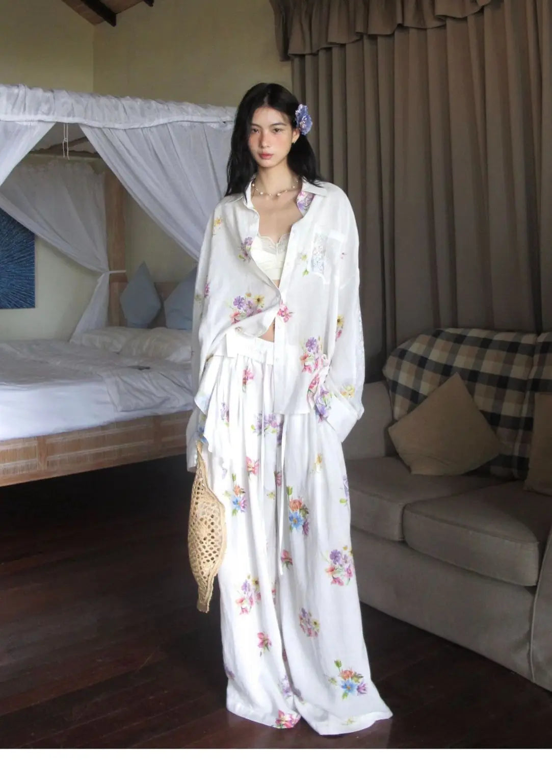 Eco Chic – Loose Floral Sun-Protective Outfit