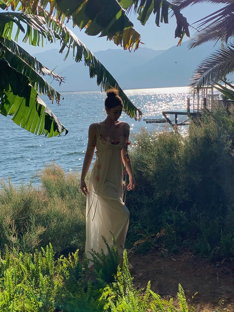 Boho Glow – Elegant Vacation Maxi Dress