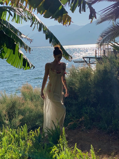 Boho Glow – Elegant Vacation Maxi Dress